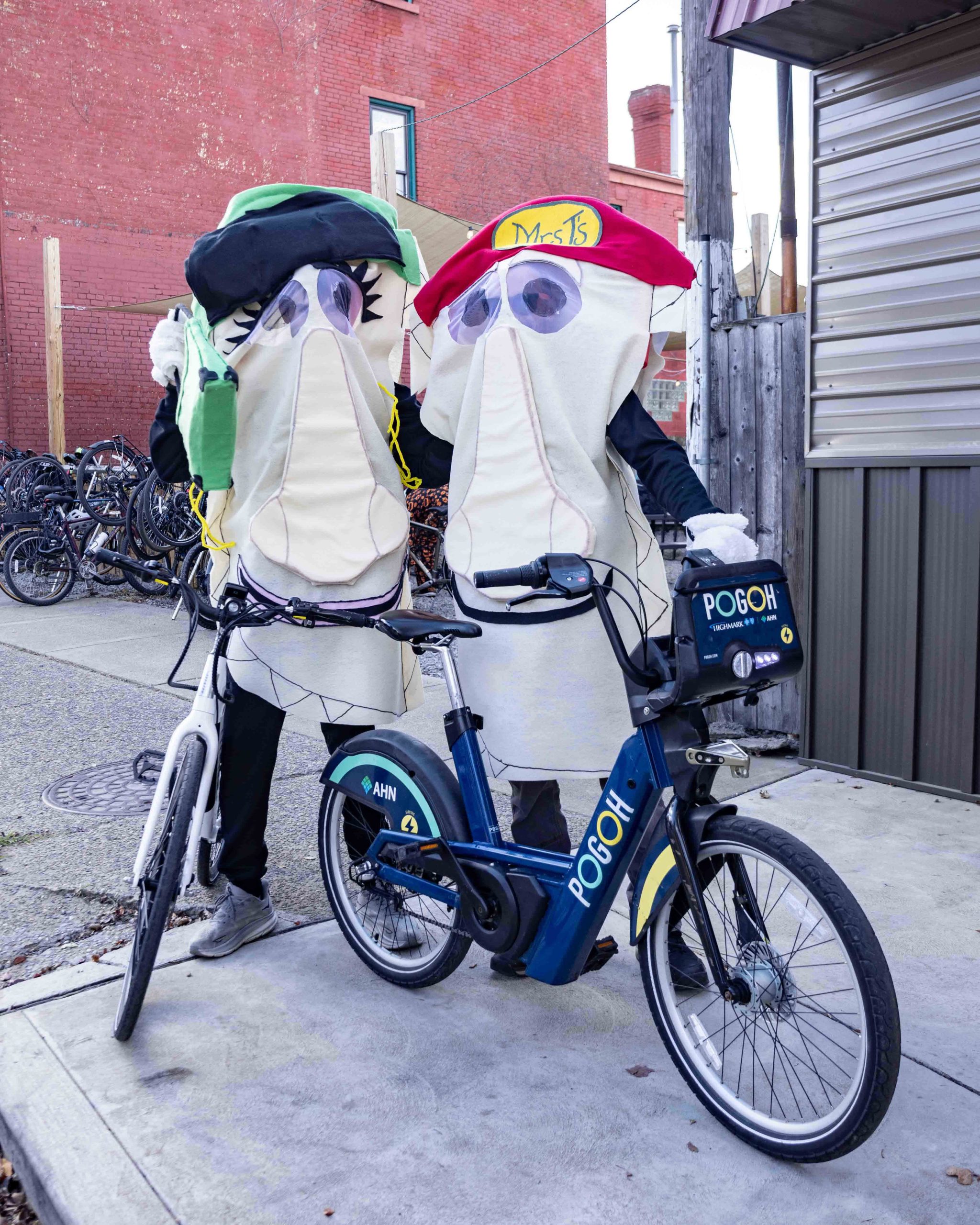 2024.10.26 Bike or Treat web (43 of 59) crop